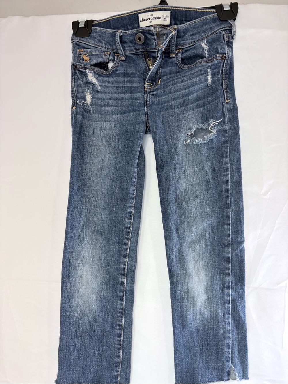 Abercrombie & Fitch Women's Distressed Blue Straight Leg Jeans